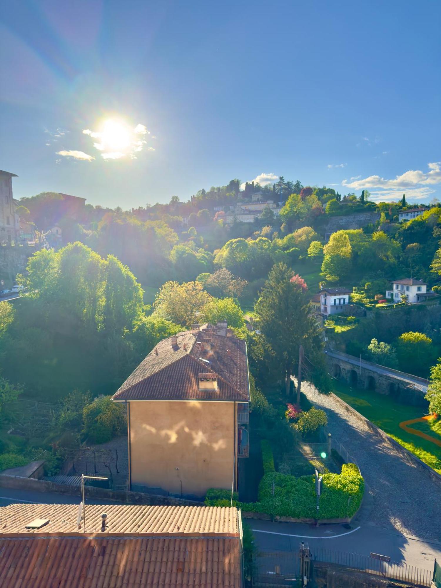 Cn - Casa Vista Natura - Old Town Bergamo Luaran gambar